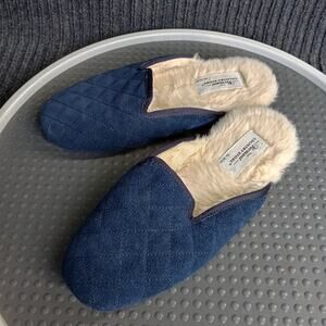 The Vermont Country Store Women Faux Fur Slippers Blue